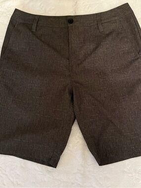 Oakley Men's Brown Flat Front Shorts